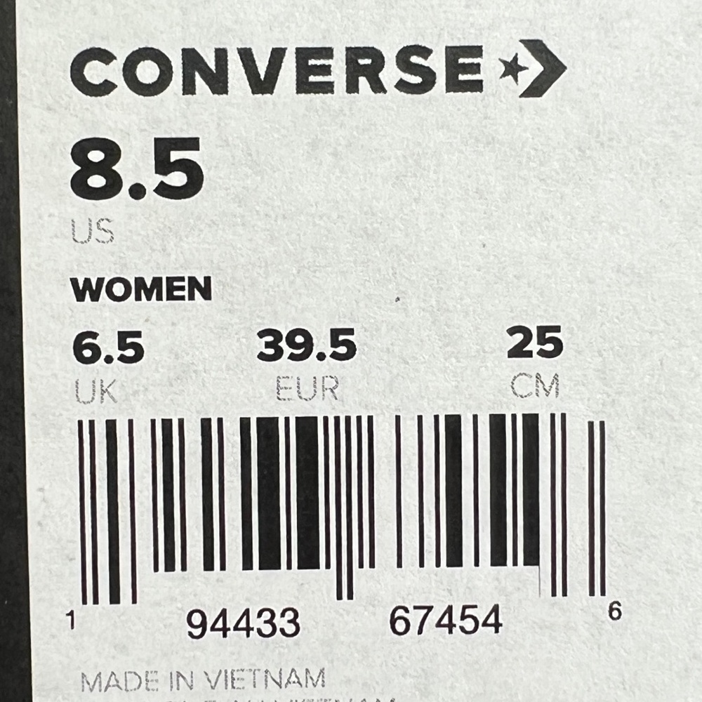 NWT Converse Chuck Taylor All Star Women’s Shoes - Picture 9 of 11